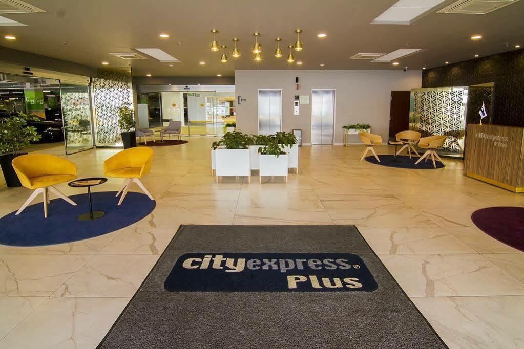 City Express Plus By Marriott Cancun Aeropuerto Riviera Exteriör bild